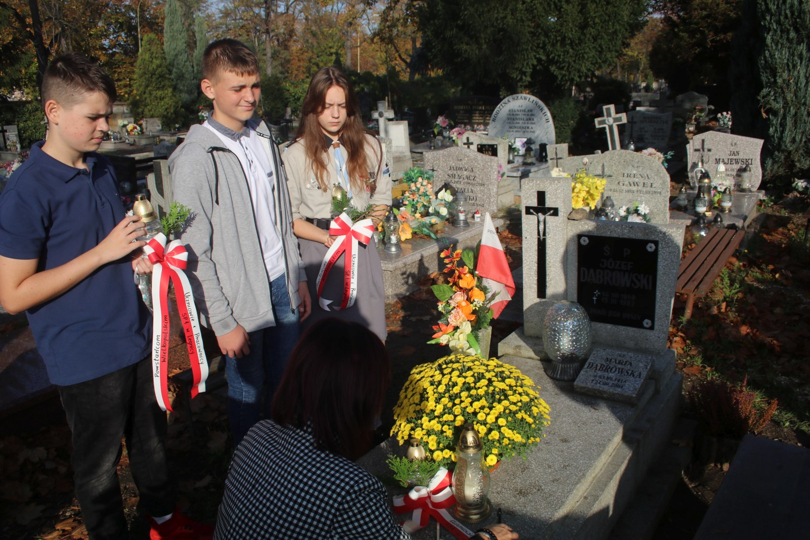 Zapalili znicze na grobach bohaterów Powstania Wielkopolskiego