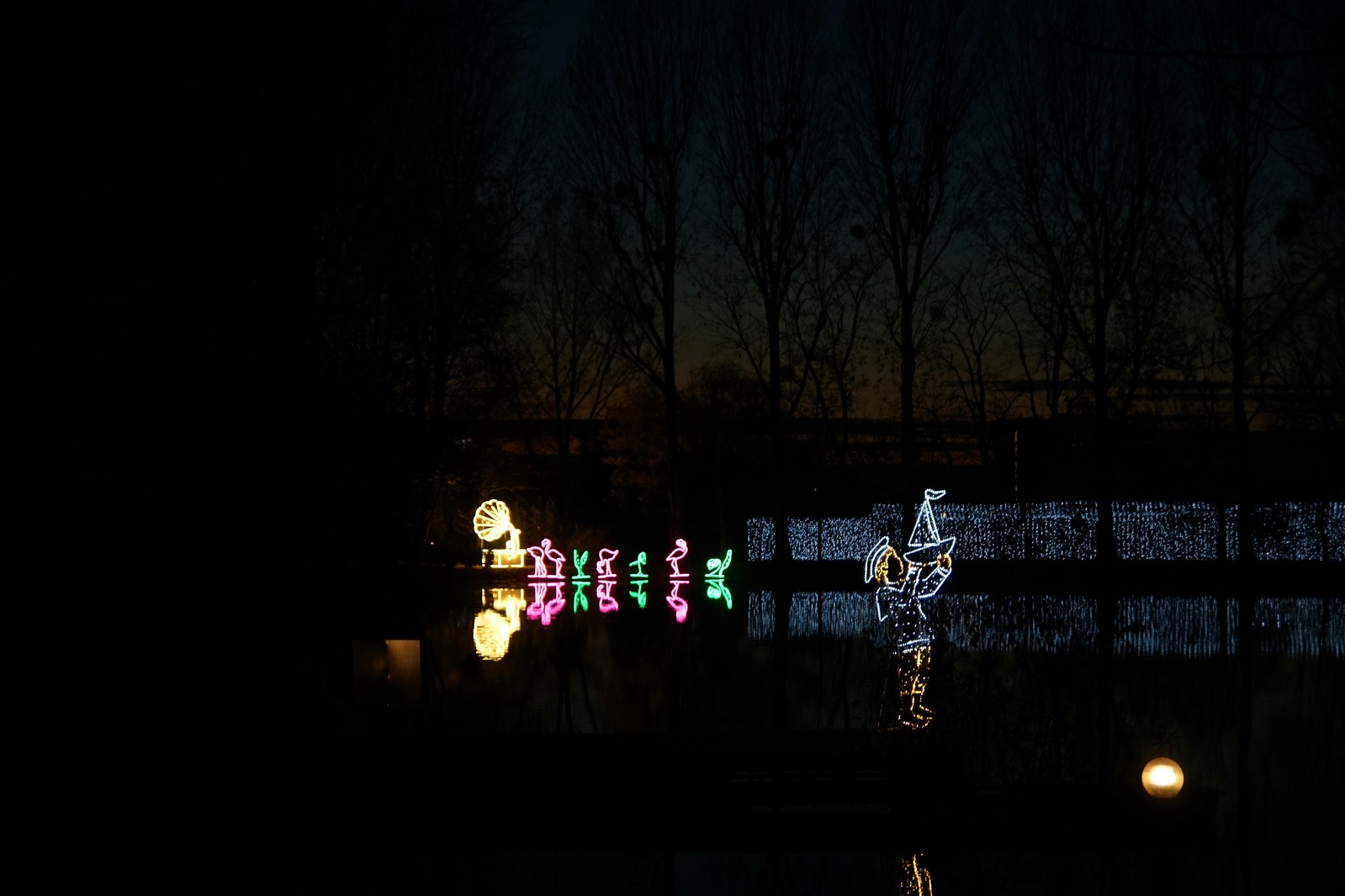 Zobaczcie „Tajemnicze Ogrody” w Lumina Park w zamku Topacz