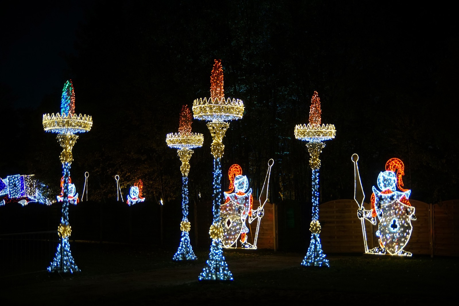 Zobaczcie „Tajemnicze Ogrody” w Lumina Park w zamku Topacz