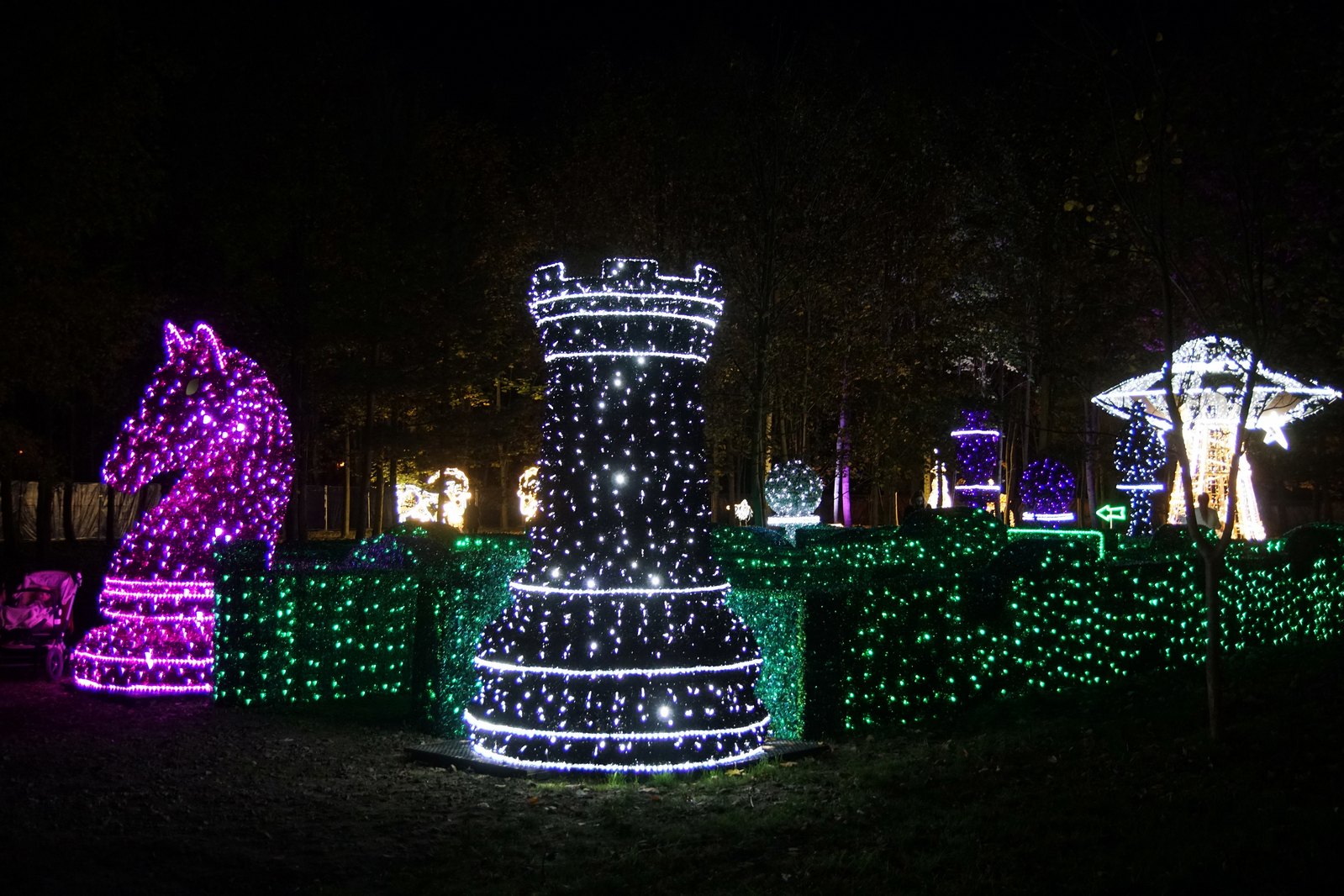 Zobaczcie „Tajemnicze Ogrody” w Lumina Park w zamku Topacz