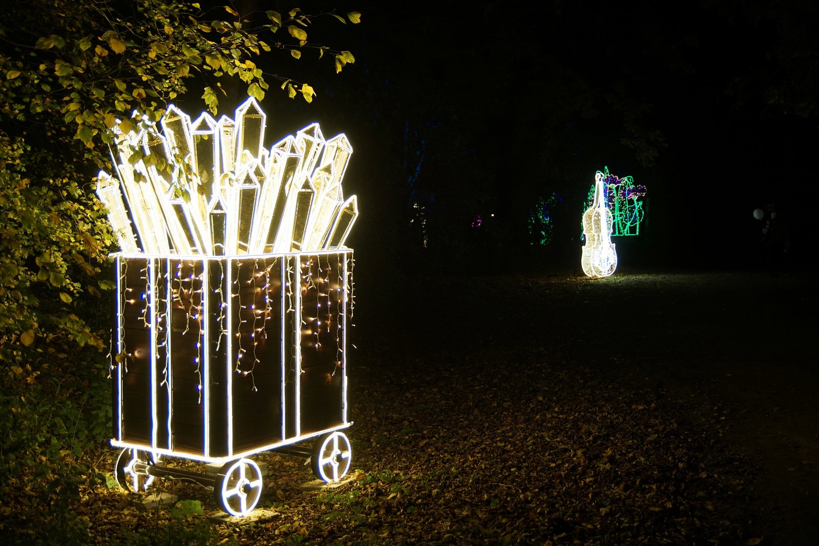 Zobaczcie „Tajemnicze Ogrody” w Lumina Park w zamku Topacz