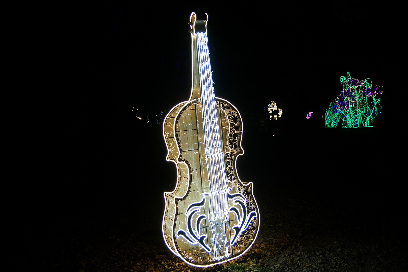 Zobaczcie „Tajemnicze Ogrody” w Lumina Park w zamku Topacz