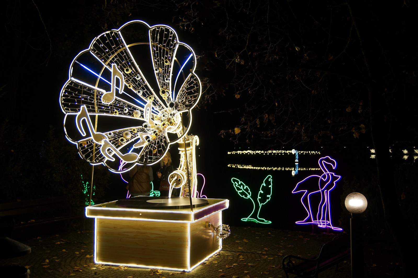 Zobaczcie „Tajemnicze Ogrody” w Lumina Park w zamku Topacz