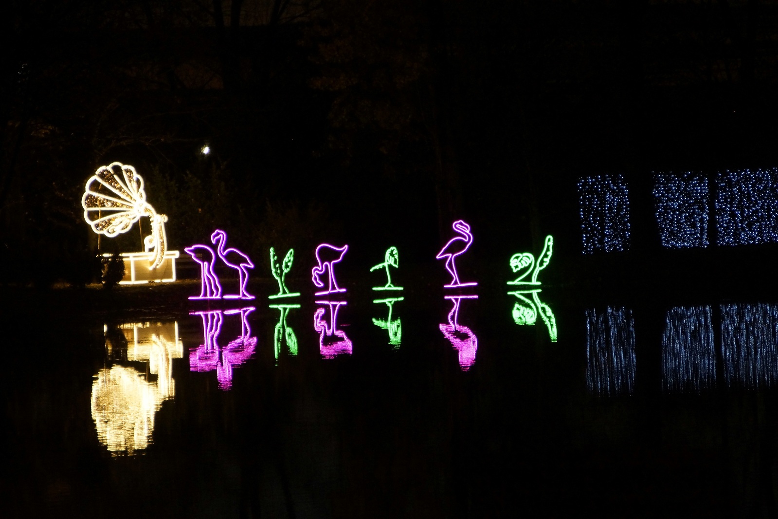 Zobaczcie „Tajemnicze Ogrody” w Lumina Park w zamku Topacz