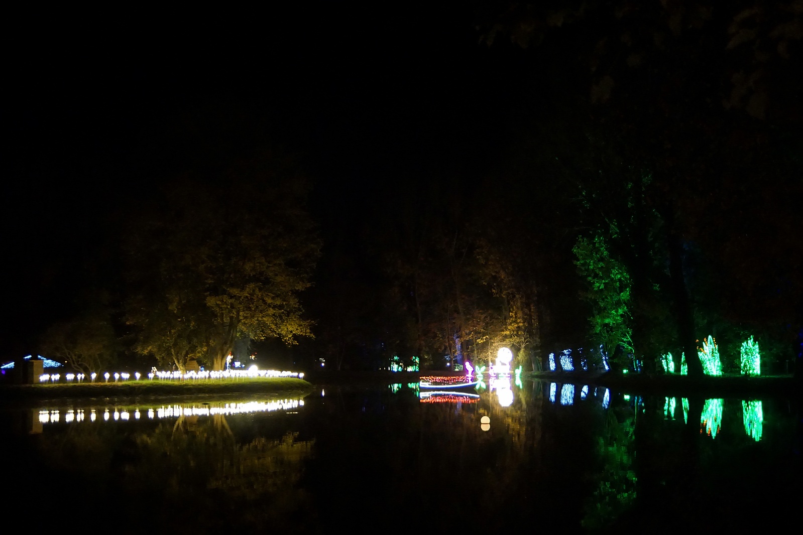 Zobaczcie „Tajemnicze Ogrody” w Lumina Park w zamku Topacz