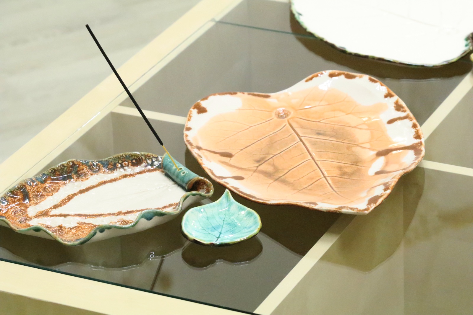 W Domu Kultury Atrium można podziwiać makramy i ceramikę