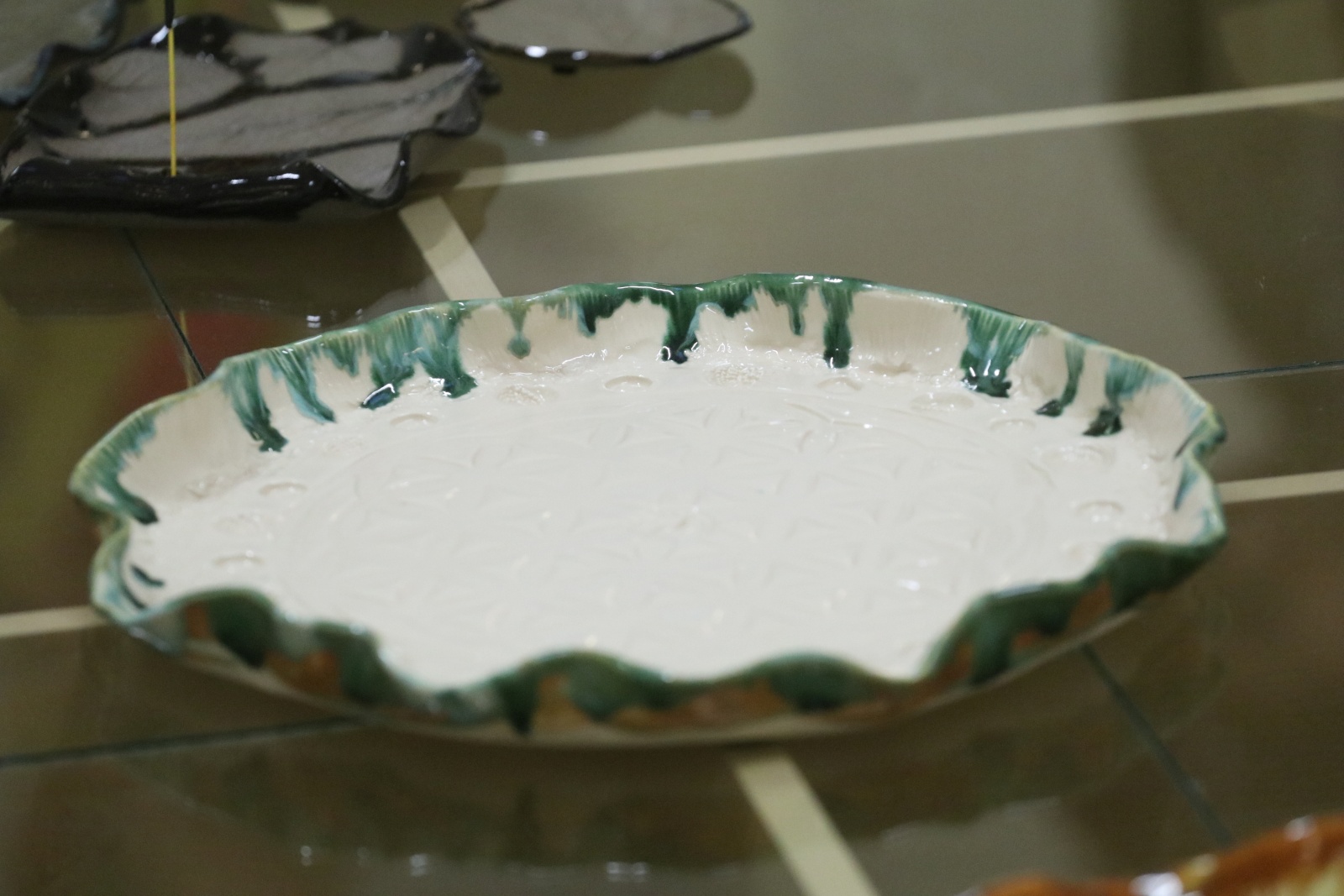 W Domu Kultury Atrium można podziwiać makramy i ceramikę