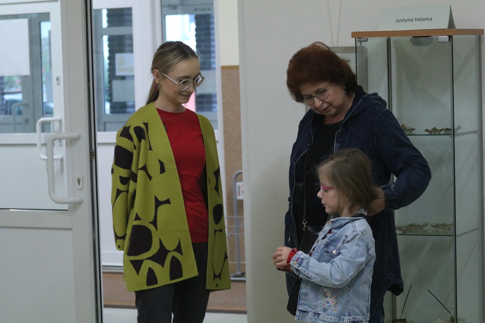 W Domu Kultury Atrium można podziwiać makramy i ceramikę