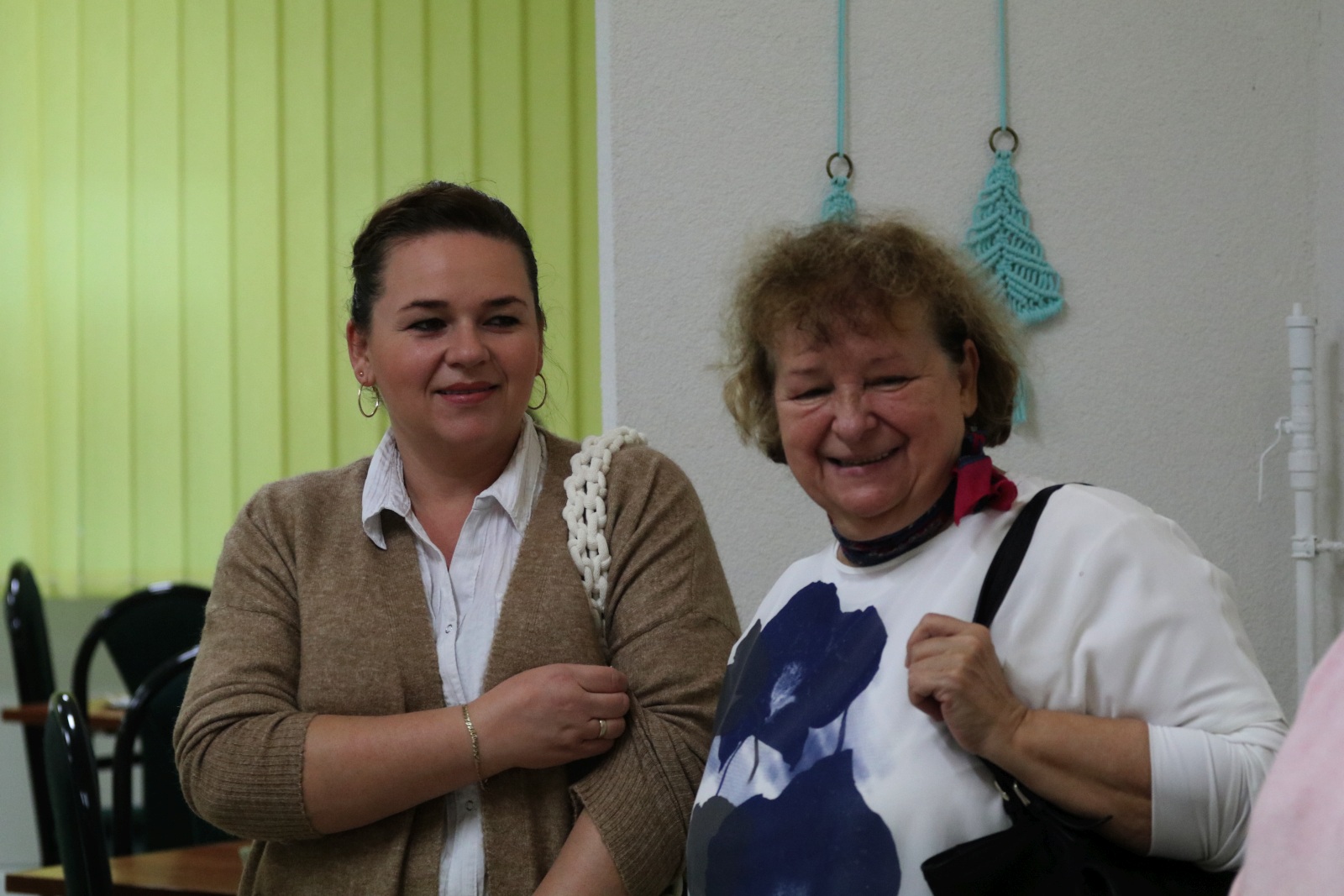 W Domu Kultury Atrium można podziwiać makramy i ceramikę