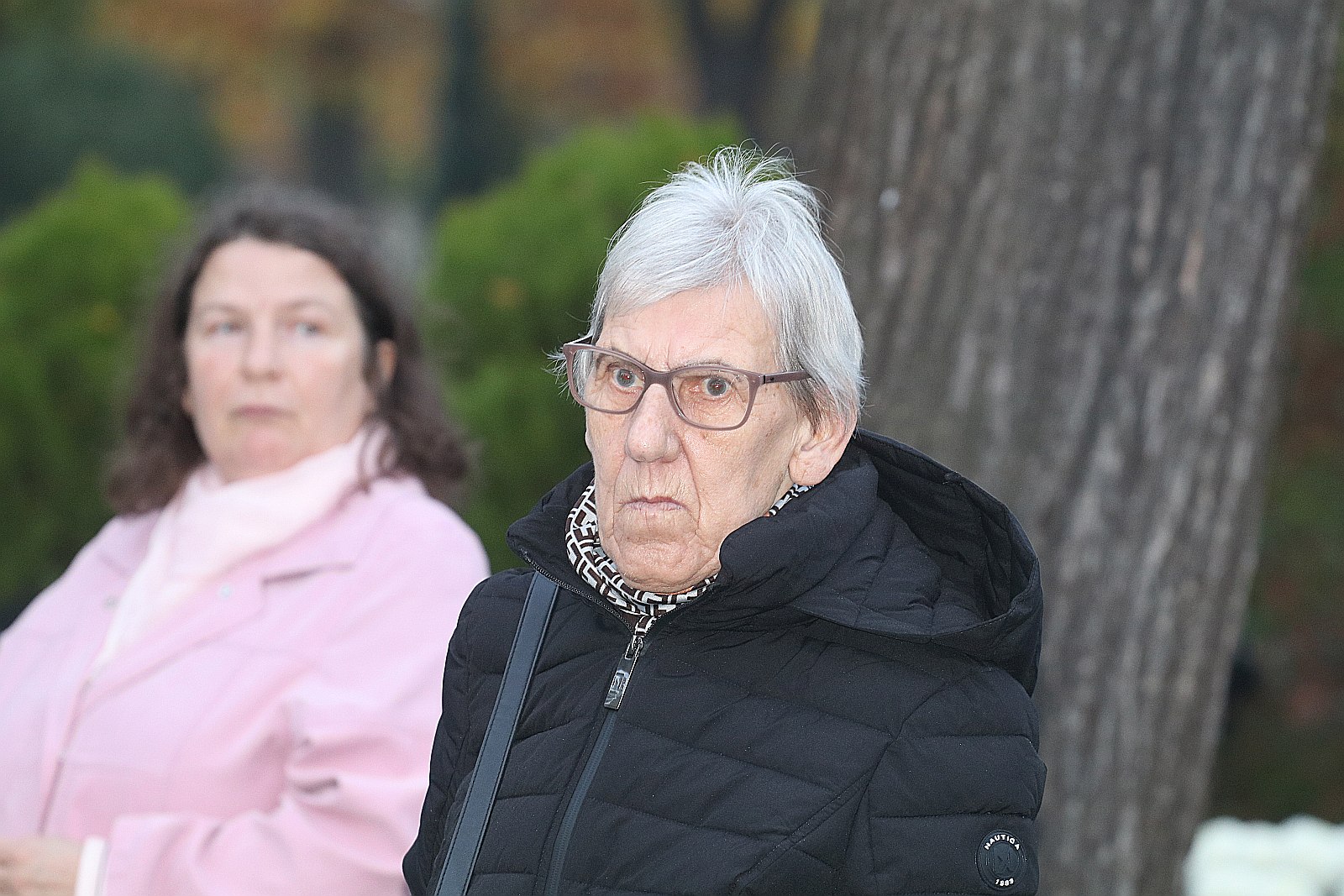 Procesja wiernych przeszła przez legnicki cmentarz      
