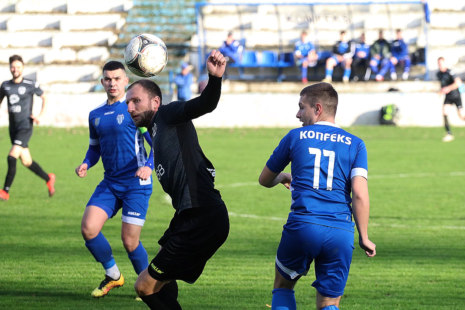 Konfeks Legnica wygrywa ze Zrywem Kłębanowice