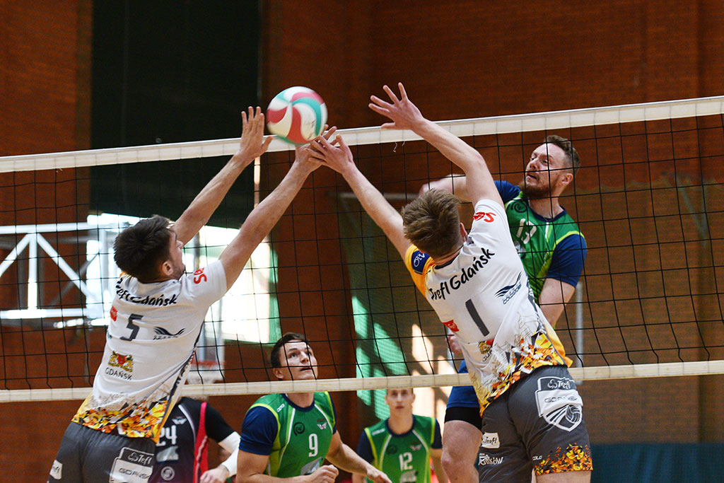 MKS Ikar Legnica - Trefl Gdańsk Młodzież  2:3