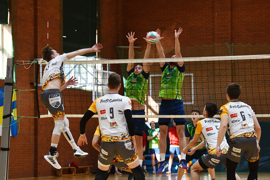 MKS Ikar Legnica - Trefl Gdańsk Młodzież  2:3