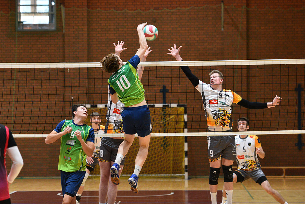 MKS Ikar Legnica - Trefl Gdańsk Młodzież  2:3