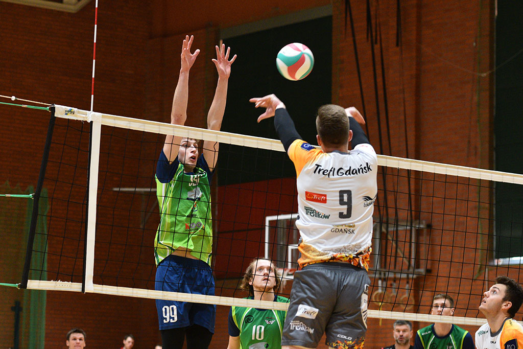 MKS Ikar Legnica - Trefl Gdańsk Młodzież  2:3