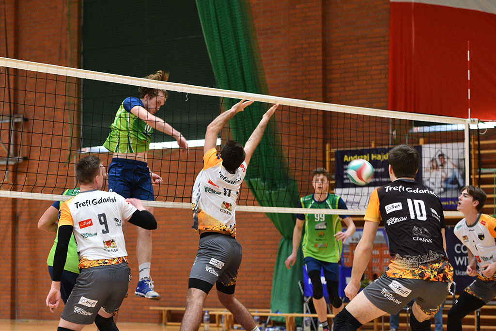 MKS Ikar Legnica - Trefl Gdańsk Młodzież  2:3