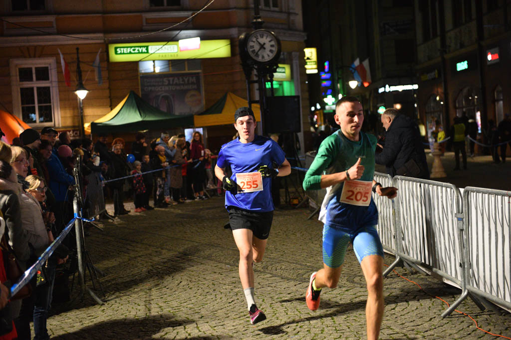 Jan Kaczor triumfatorem Legnickiego Biegu Niepodległości