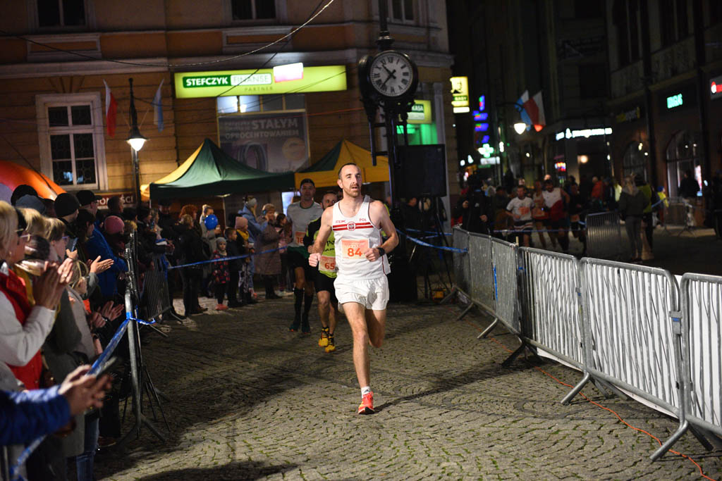 Jan Kaczor triumfatorem Legnickiego Biegu Niepodległości