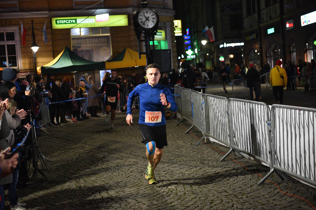 Jan Kaczor triumfatorem Legnickiego Biegu Niepodległości
