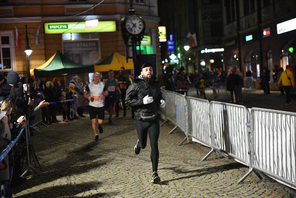 Jan Kaczor triumfatorem Legnickiego Biegu Niepodległości