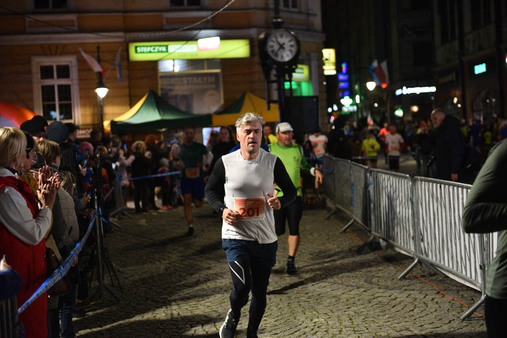 Jan Kaczor triumfatorem Legnickiego Biegu Niepodległości