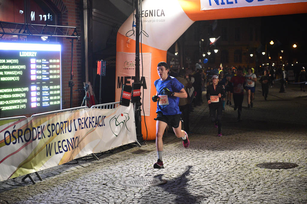 Jan Kaczor triumfatorem Legnickiego Biegu Niepodległości
