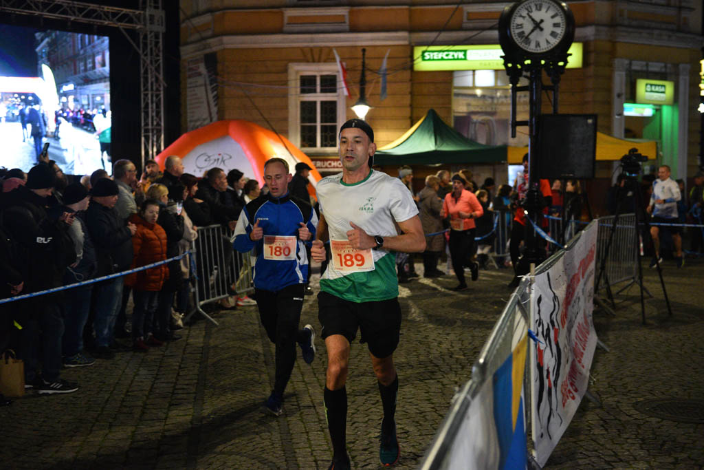 Jan Kaczor triumfatorem Legnickiego Biegu Niepodległości