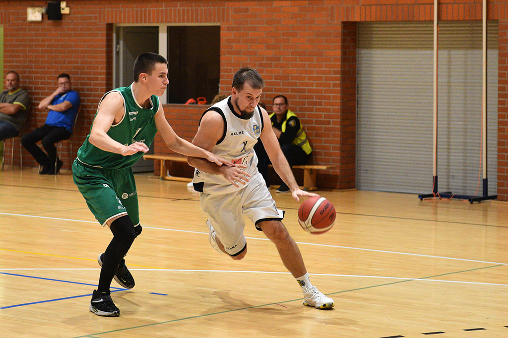 SKM Zastal Zielona Góra wysoko przegrał z legnickim Basketem