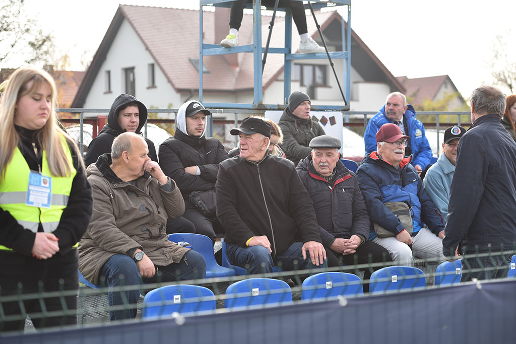 Tylko jeden punkt Miedzi II Legnica z Cariną Gubin