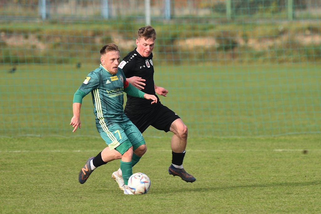 Tylko jeden punkt Miedzi II Legnica z Cariną Gubin