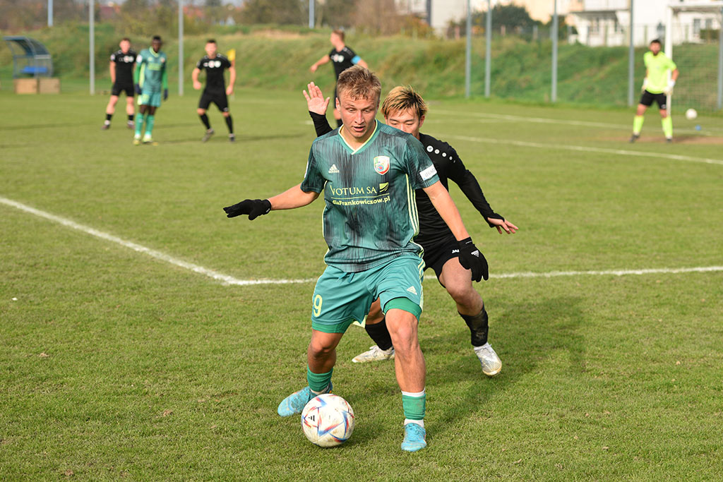 Tylko jeden punkt Miedzi II Legnica z Cariną Gubin
