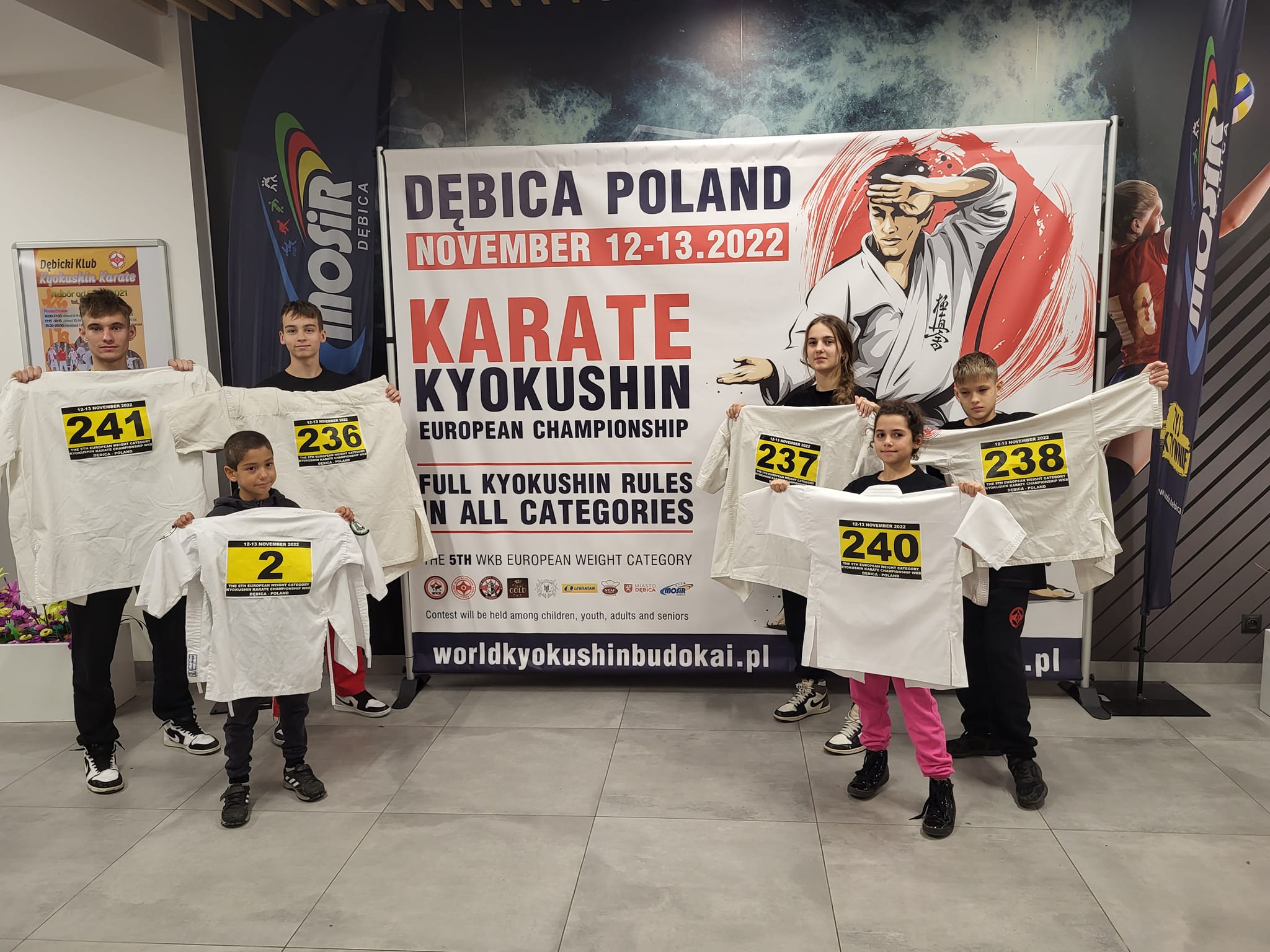 Medale legniczan w Mistrzostwach Europy Karate Kyokushin