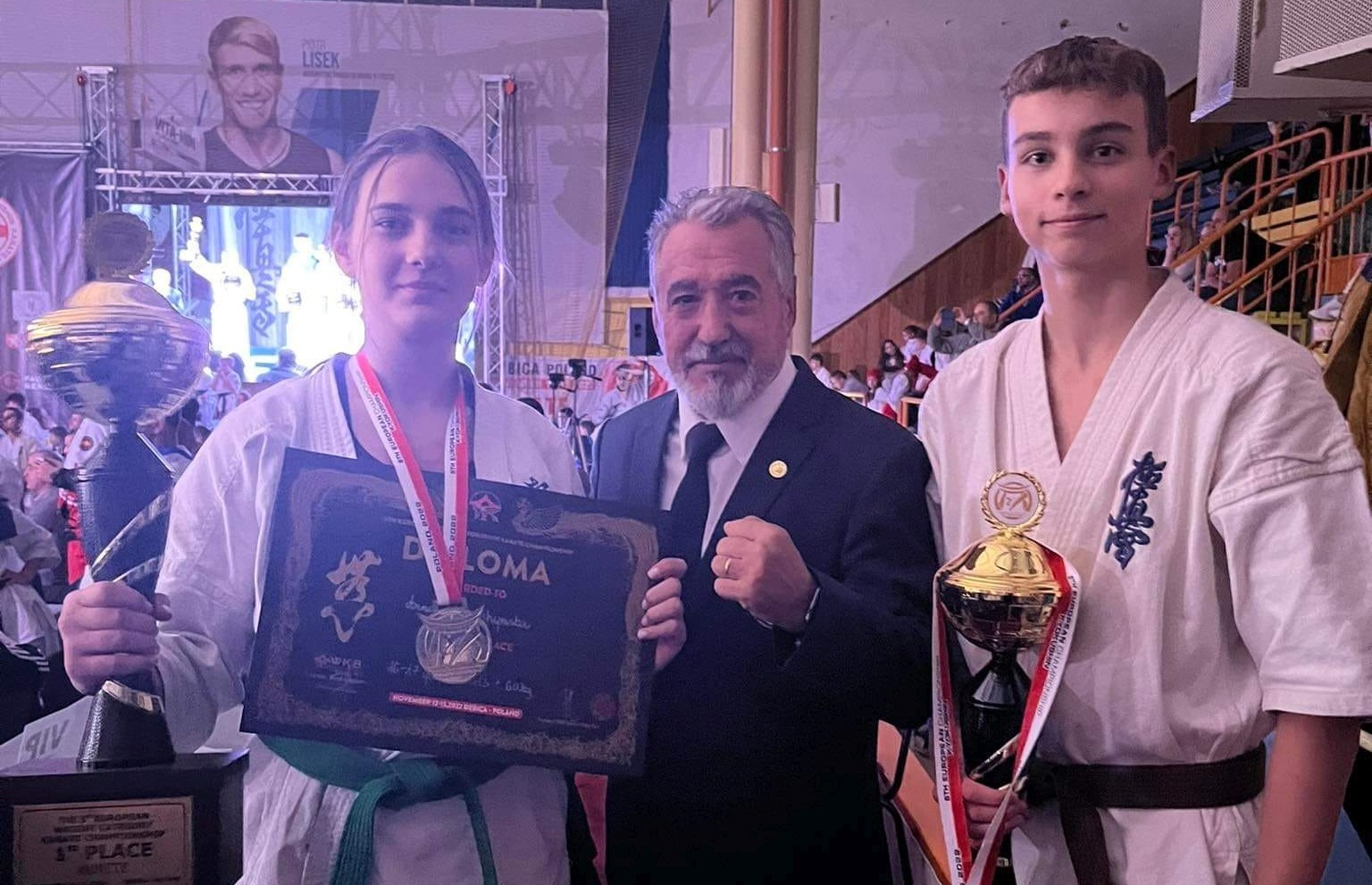 Medale legniczan w Mistrzostwach Europy Karate Kyokushin