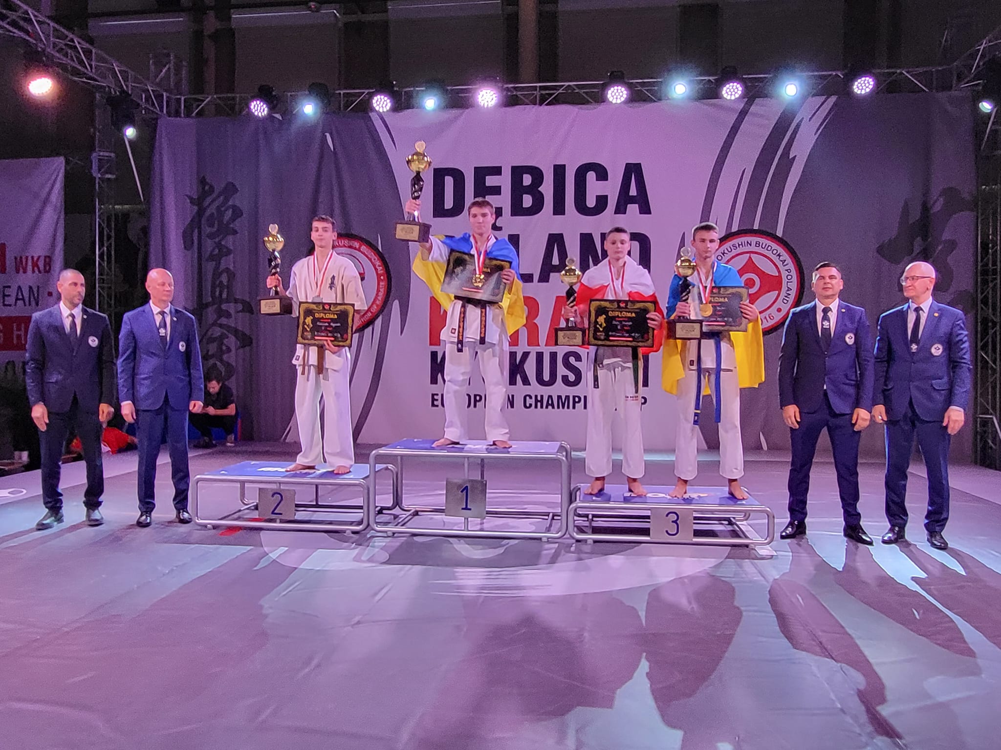 Medale legniczan w Mistrzostwach Europy Karate Kyokushin