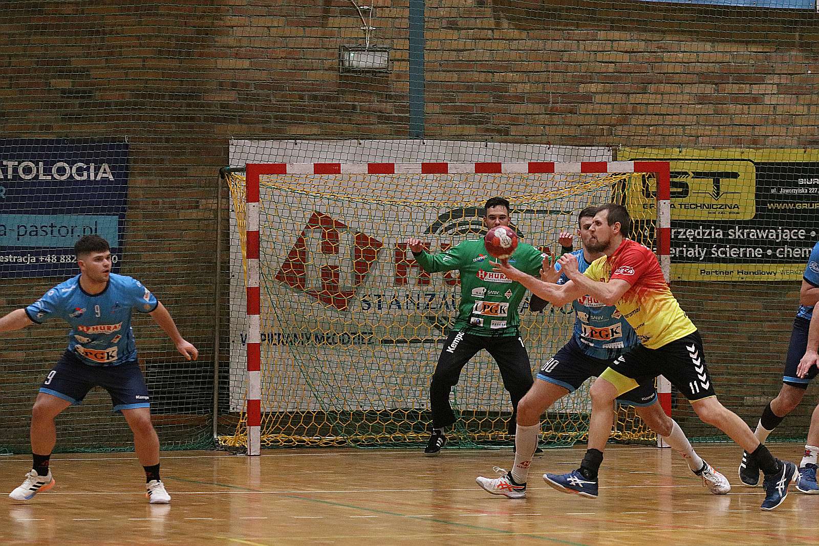 Ósme zwycięstwo w lidze Siódemki Miedź Huras Legnica