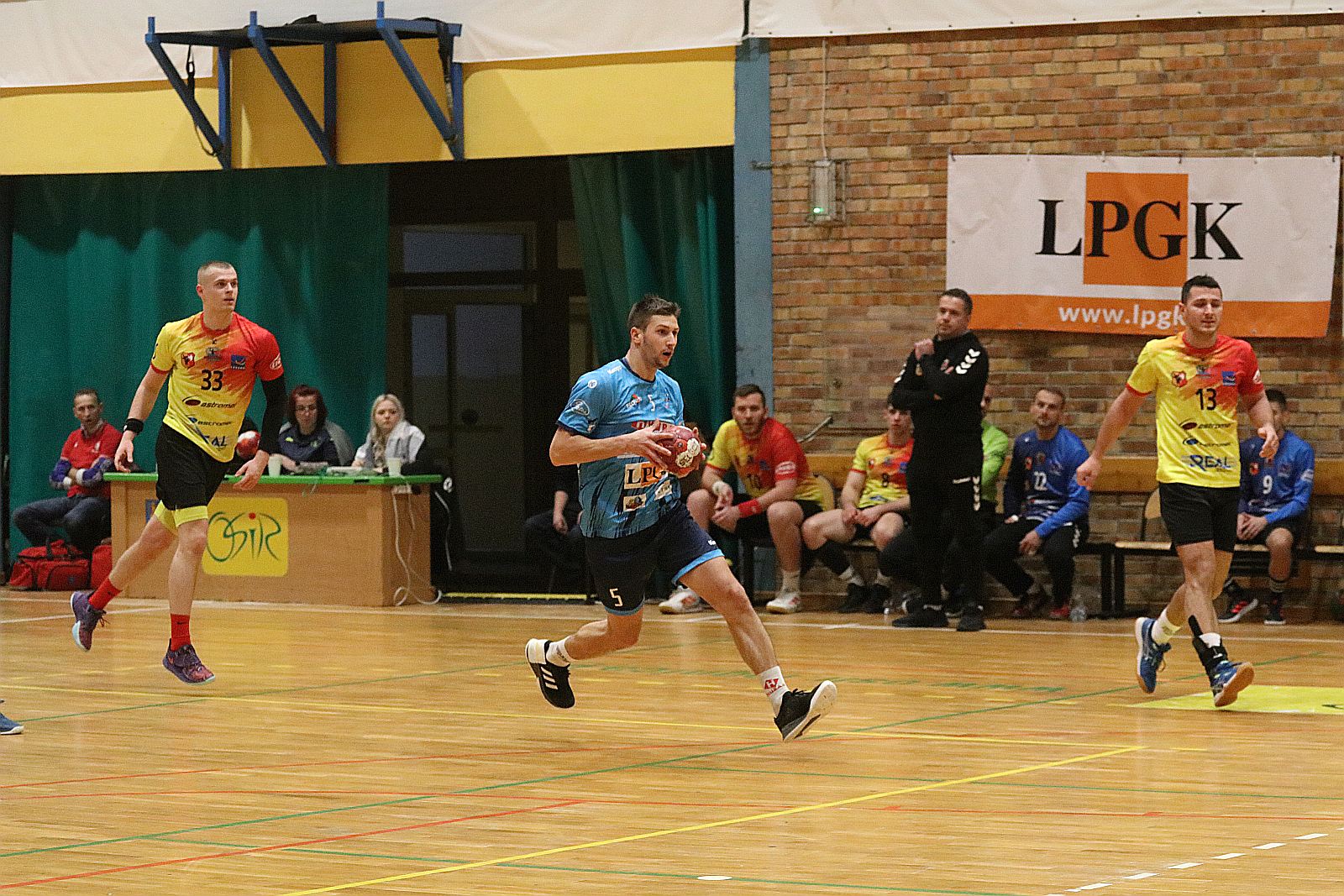 Ósme zwycięstwo w lidze Siódemki Miedź Huras Legnica