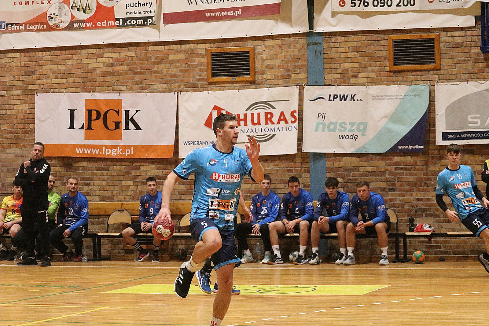 Ósme zwycięstwo w lidze Siódemki Miedź Huras Legnica