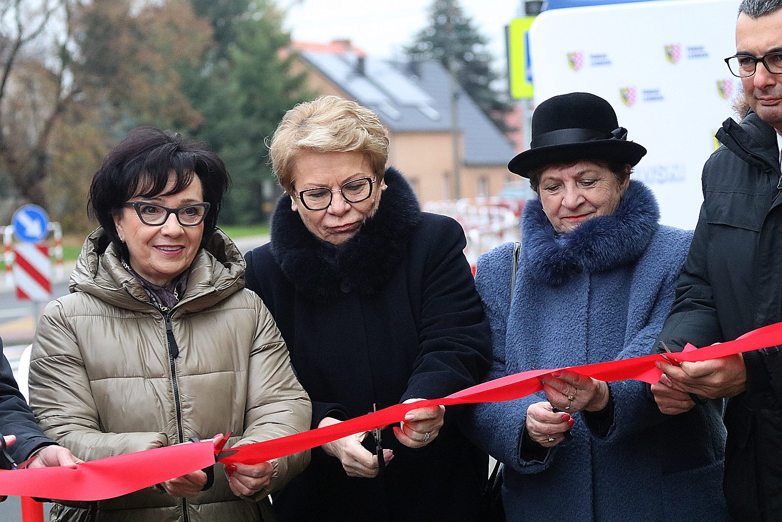 Droga w Koskowicach otwarta. Spełnia najwyższe standardy