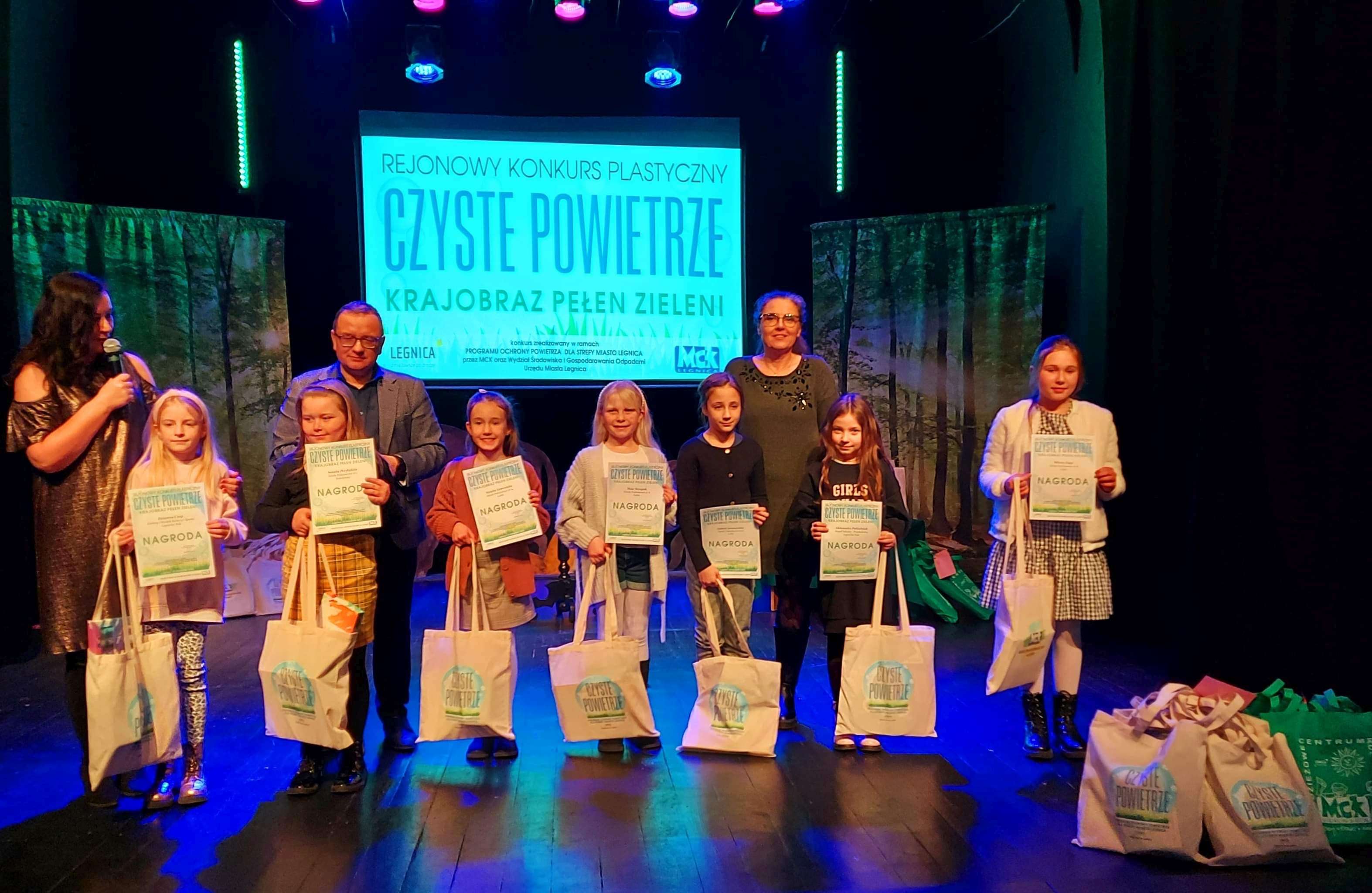 Konkurs platyczny: Czyste powietrze – krajobraz pełen zieleni
