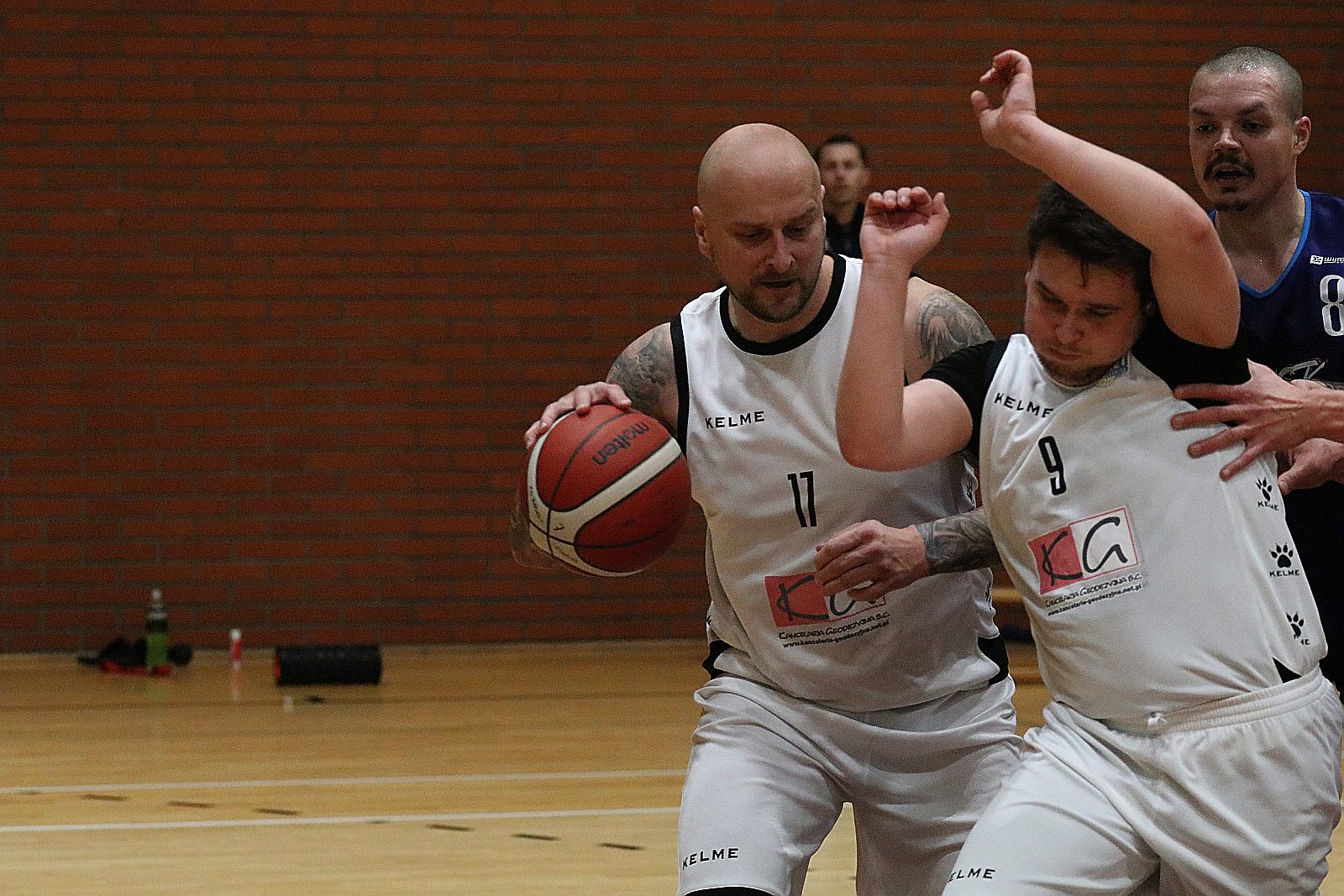 Koszykarze Basketu Legnica gładko wygrywają z WTS Wschowa