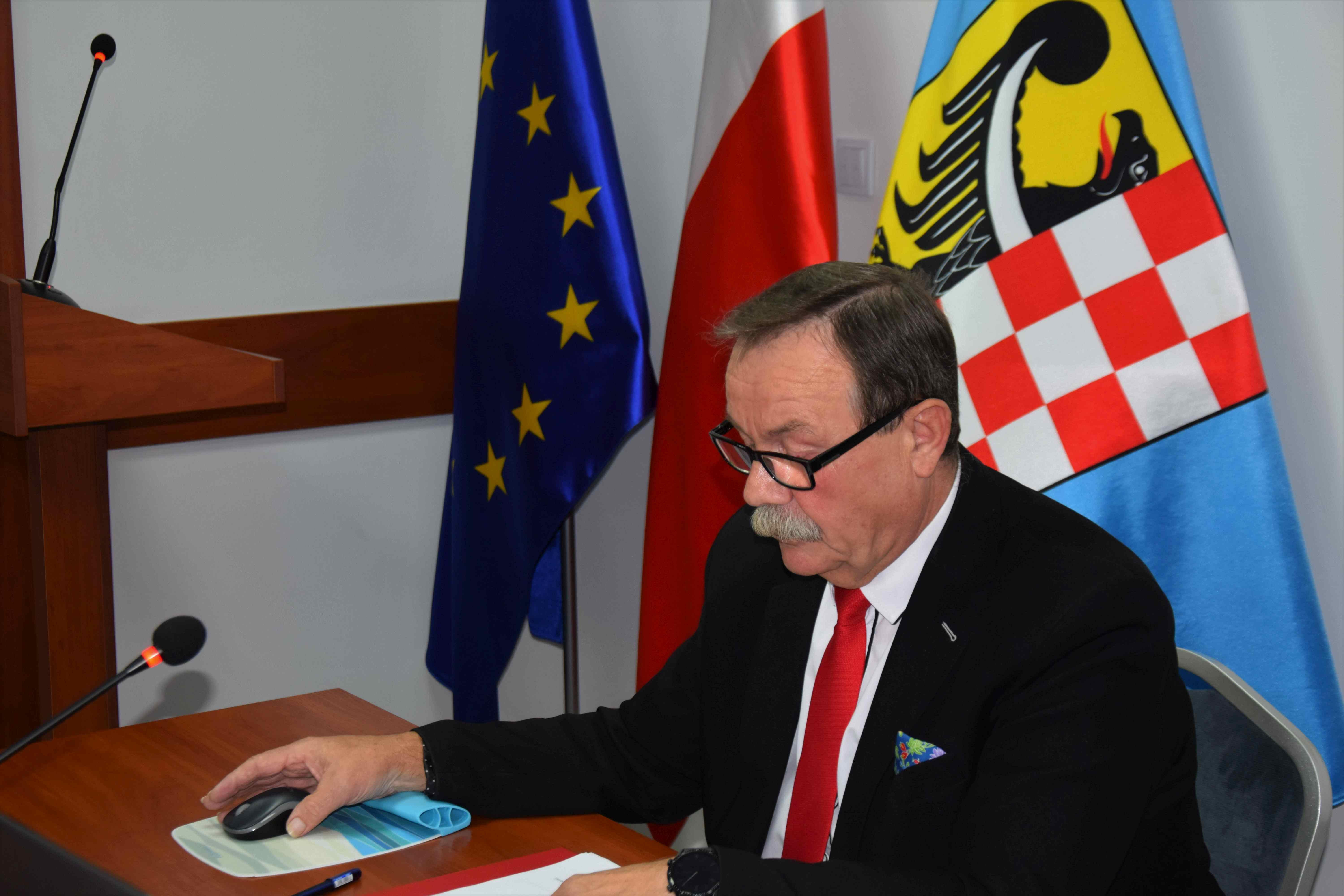 Radni powiatowi obradowali na kolejnej sesji