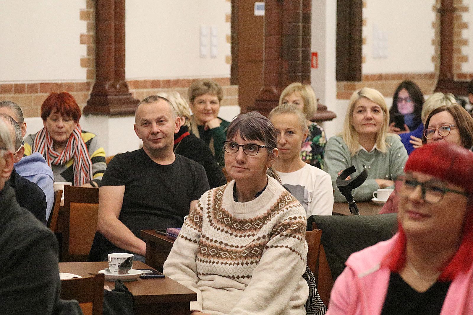 Zdobywali bieguny z Markiem Kamińskim w legnickiej bibliotece