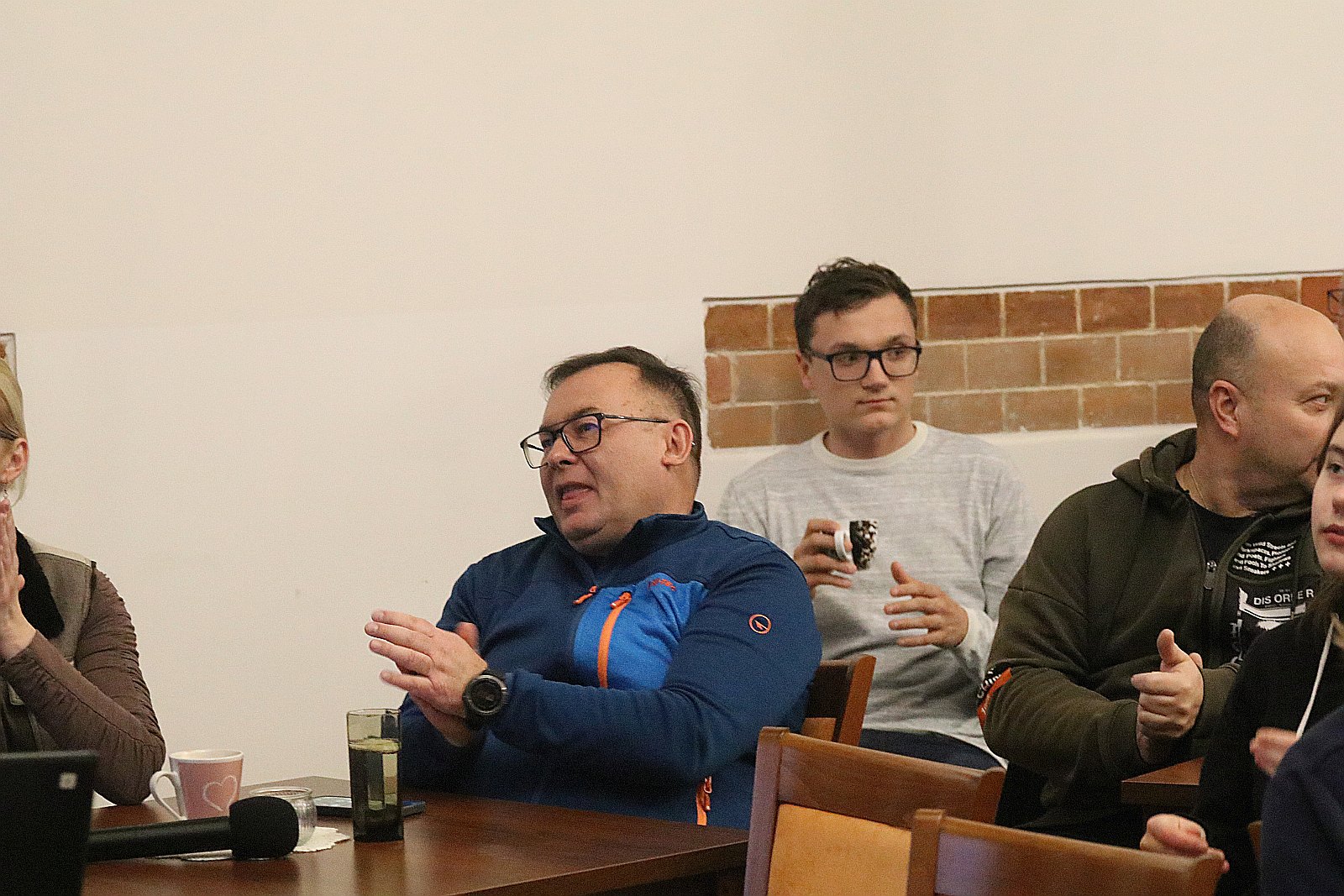 Zdobywali bieguny z Markiem Kamińskim w legnickiej bibliotece