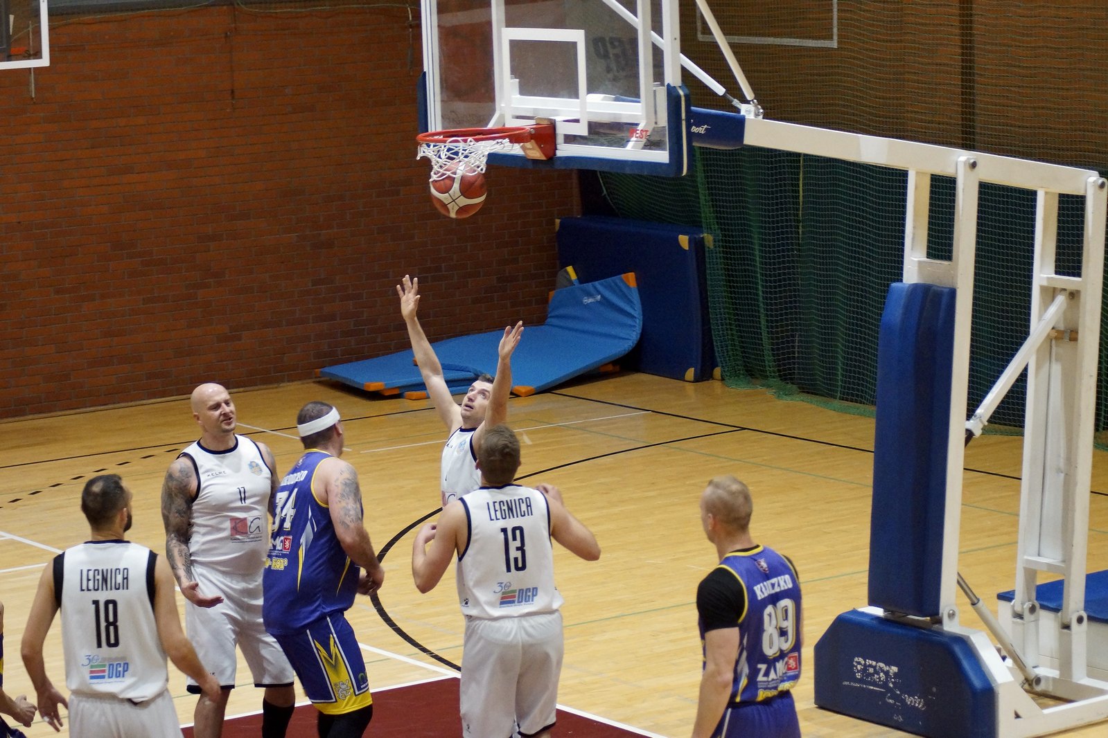Basket Legnica po wygranej z Kłodzkiem zostaje liderem