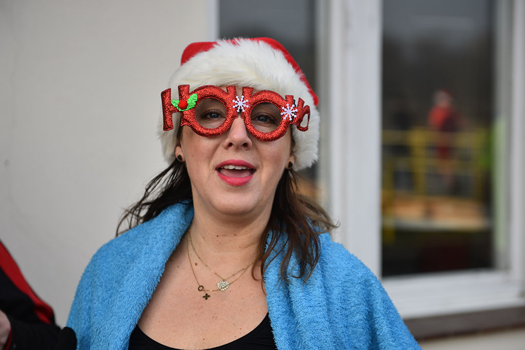 Mikołajkowe morsowanie na legnickim „Kormoranie”