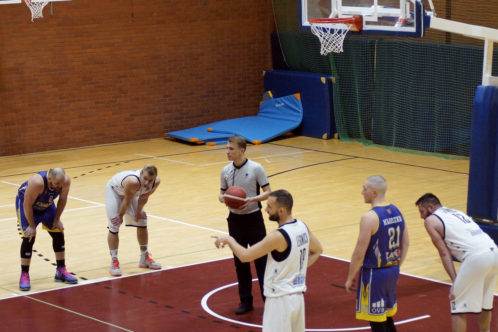 Basket Legnica po wygranej z Kłodzkiem zostaje liderem