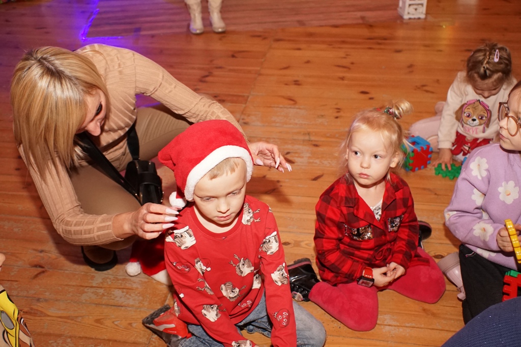 Święty Mikołaj rozpoczął swoją wizytę w gminie Kunice