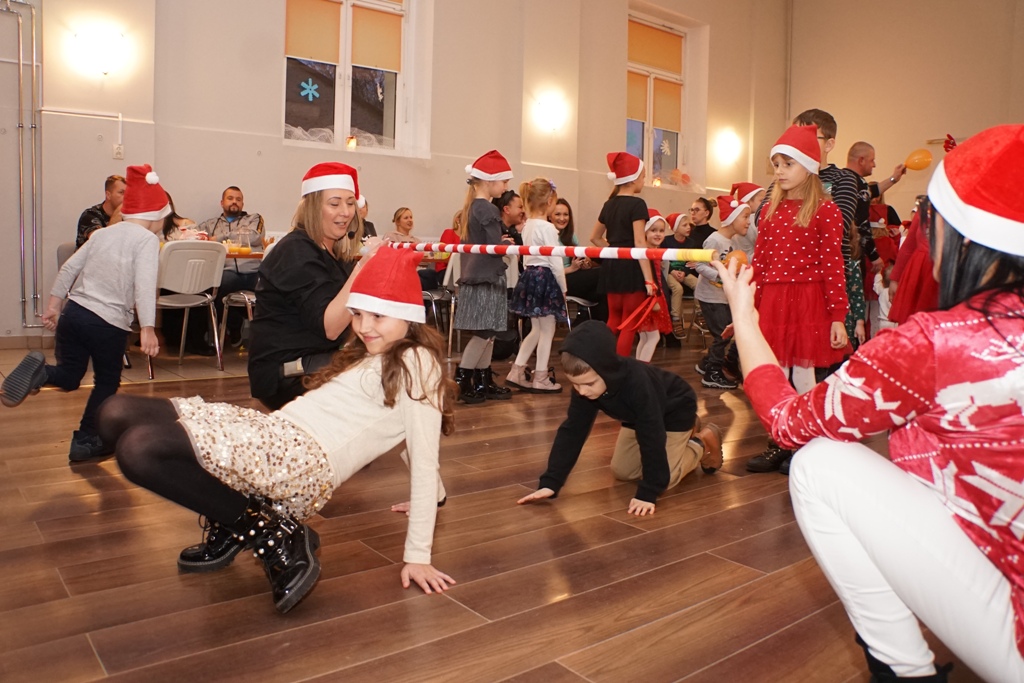 Święty Mikołaj rozpoczął swoją wizytę w gminie Kunice