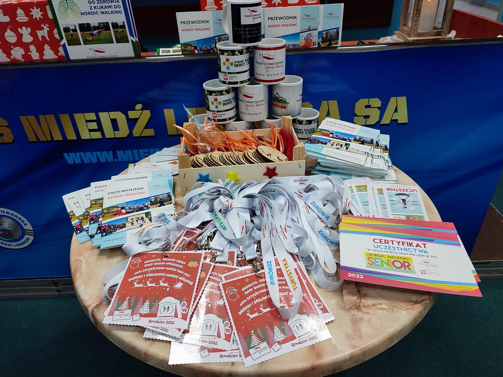 Pasjonaci nordic walking finiszowali z dwoma projektami