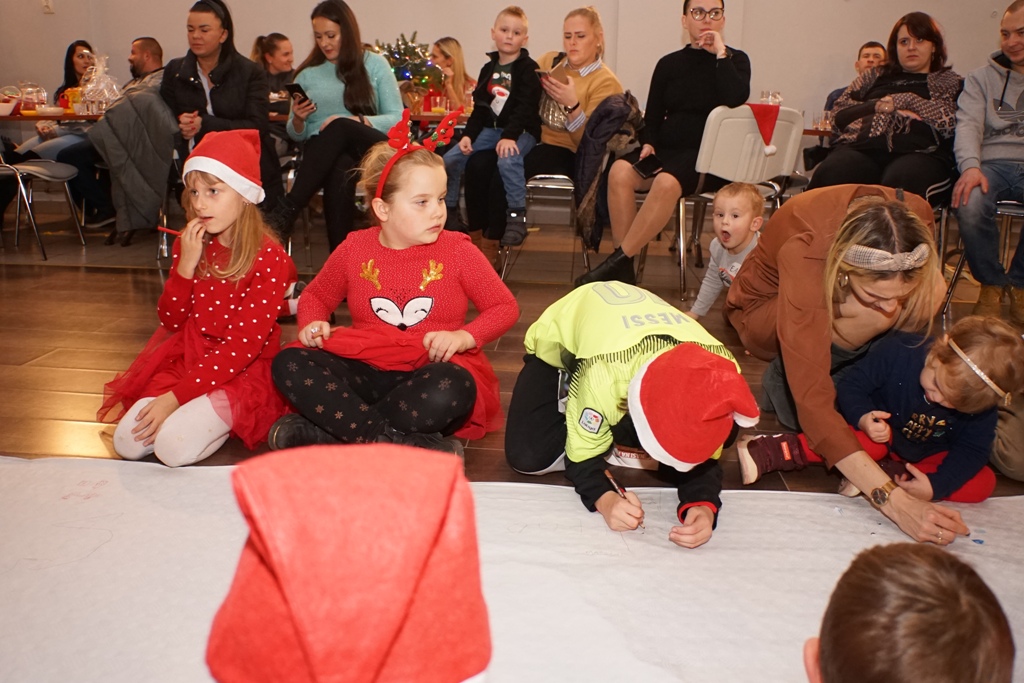 Święty Mikołaj rozpoczął swoją wizytę w gminie Kunice